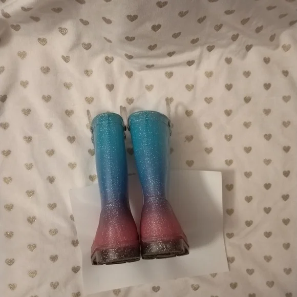🔥3/$70 Member's Mark Girl's Rain Boots - Picture 3 of 9